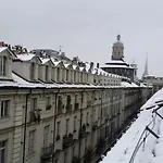 Joie De Vivre Torino Garibaldi